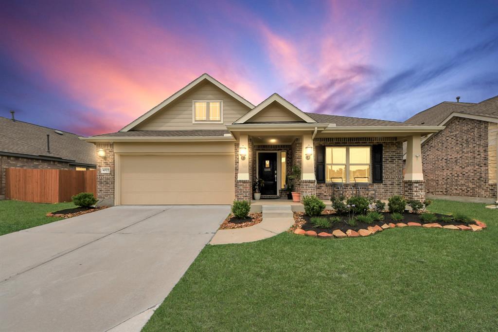 4322 Tawny Timber Drive, Spring, Texas image 1
