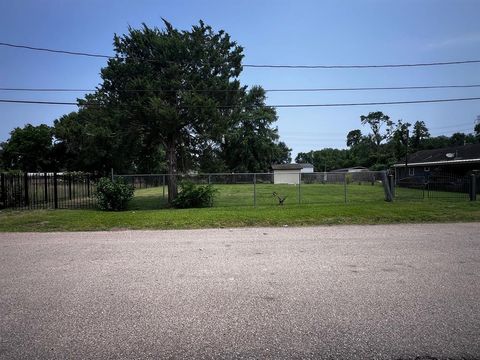 Photo of 3405 King Street, Houston, TX 77026 (MLS # 57059792)