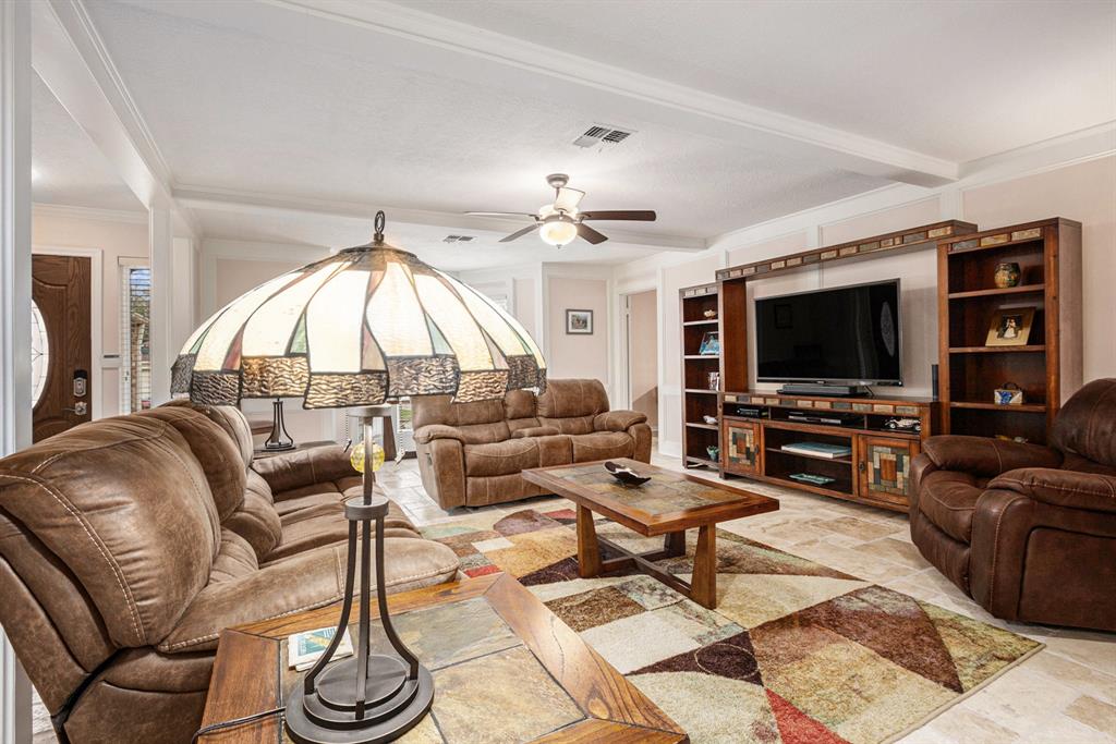 12310 Rocky Knoll Drive, Houston, Texas image 5