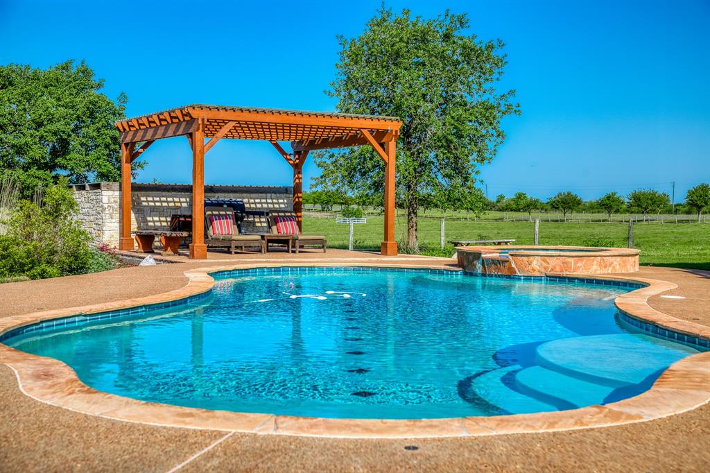 2740 Flewellen Road, Brenham, Texas image 14