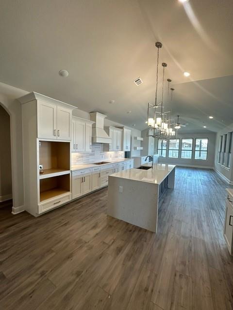 Photo 5 of 19 of 5719 Caracara Street house