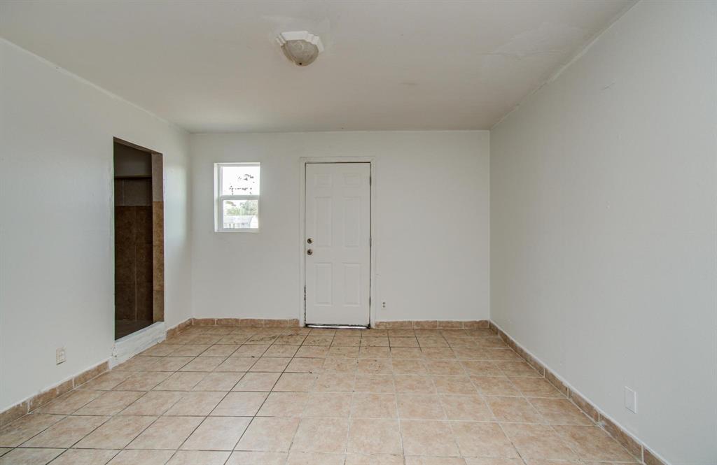 15307 Woodforest Boulevard, Channelview, Texas image 27