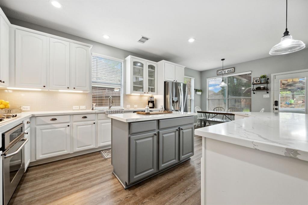 31030 Oak Forest Hollow Lane, Spring, Texas image 10