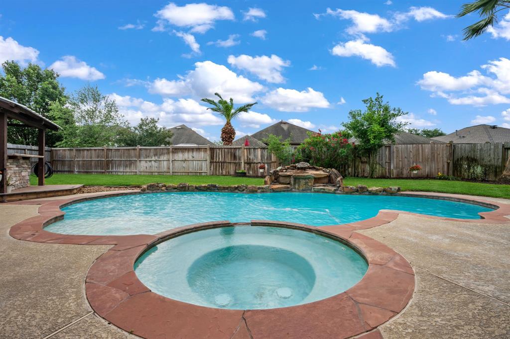 31030 Oak Forest Hollow Lane, Spring, Texas image 3