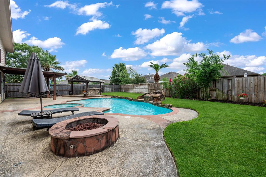 31030 Oak Forest Hollow Lane, Spring, Texas image 6