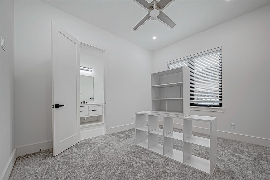 22 Bash Place, Houston, Texas image 34