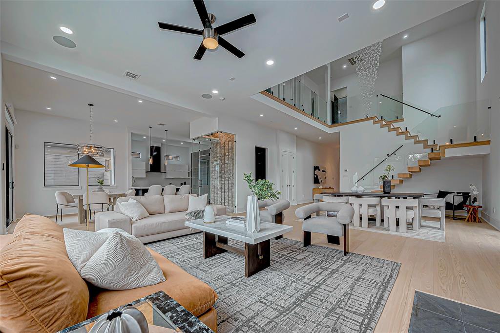22 Bash Place, Houston, Texas image 12