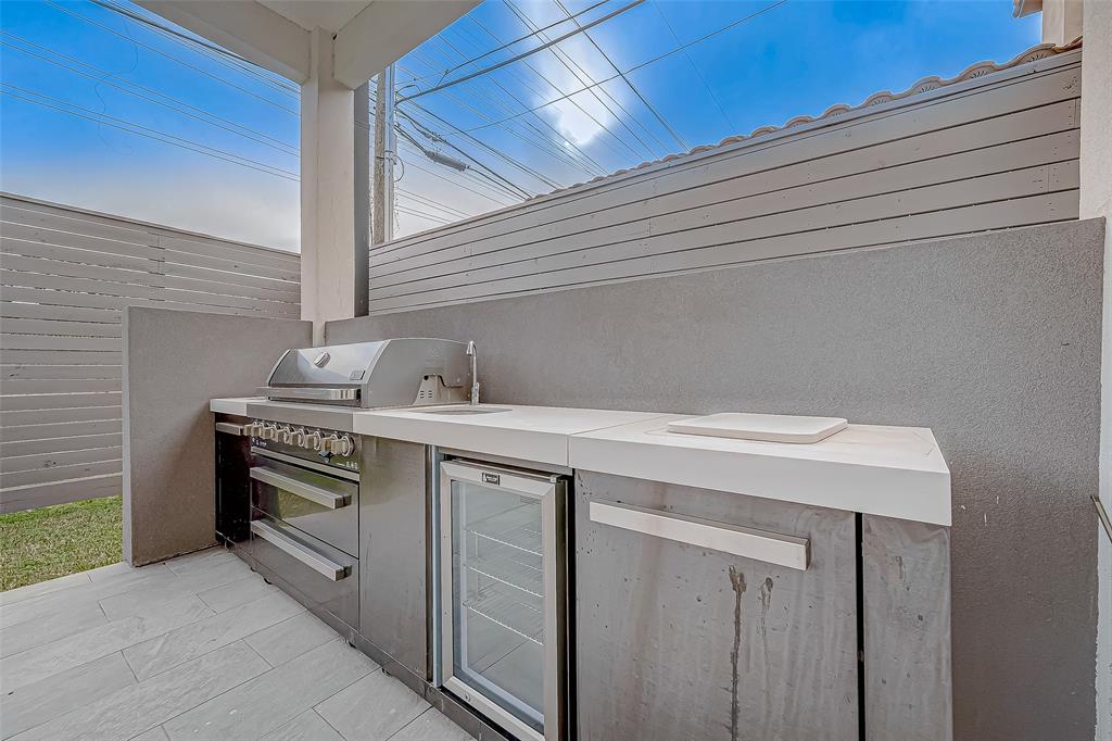 22 Bash Place, Houston, Texas image 46