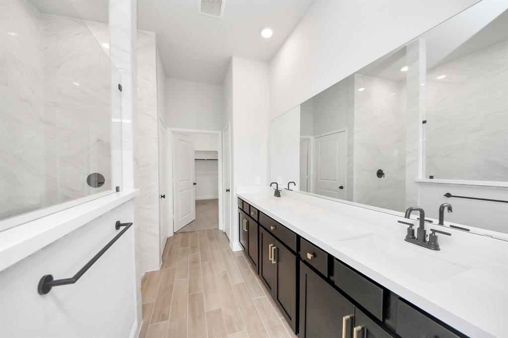 10318 Water Harbor Drive, Missouri City, Texas image 34