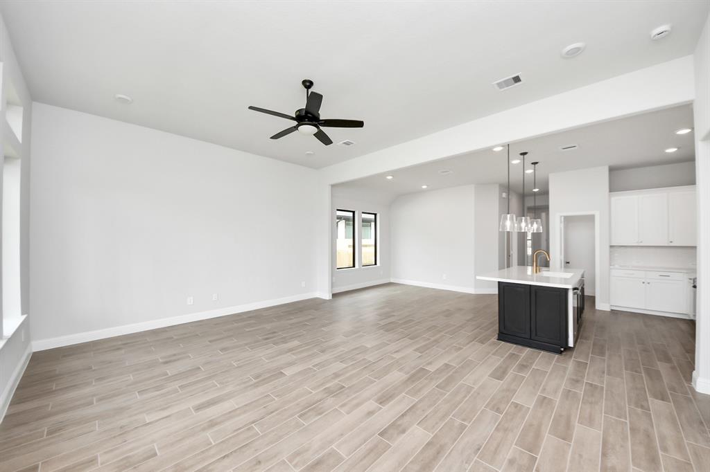 10318 Water Harbor Drive, Missouri City, Texas image 30