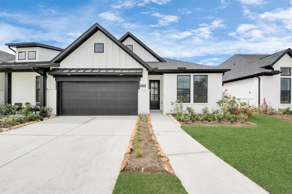 10318 Water Harbor Drive, Missouri City, Texas image 1