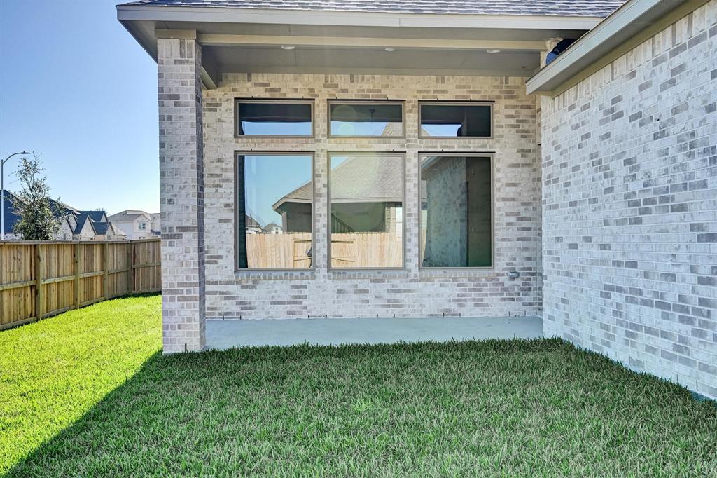 2831 Obsidian Drive, Iowa Colony, Texas image 34