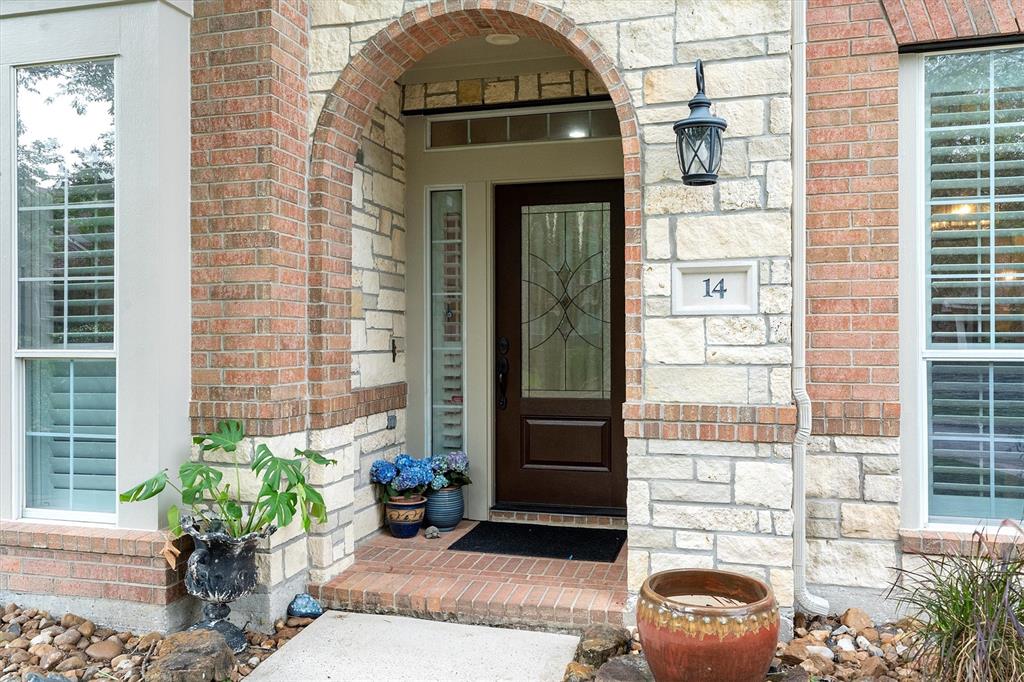 14 Pascale Creek Place, The Woodlands, Texas image 2
