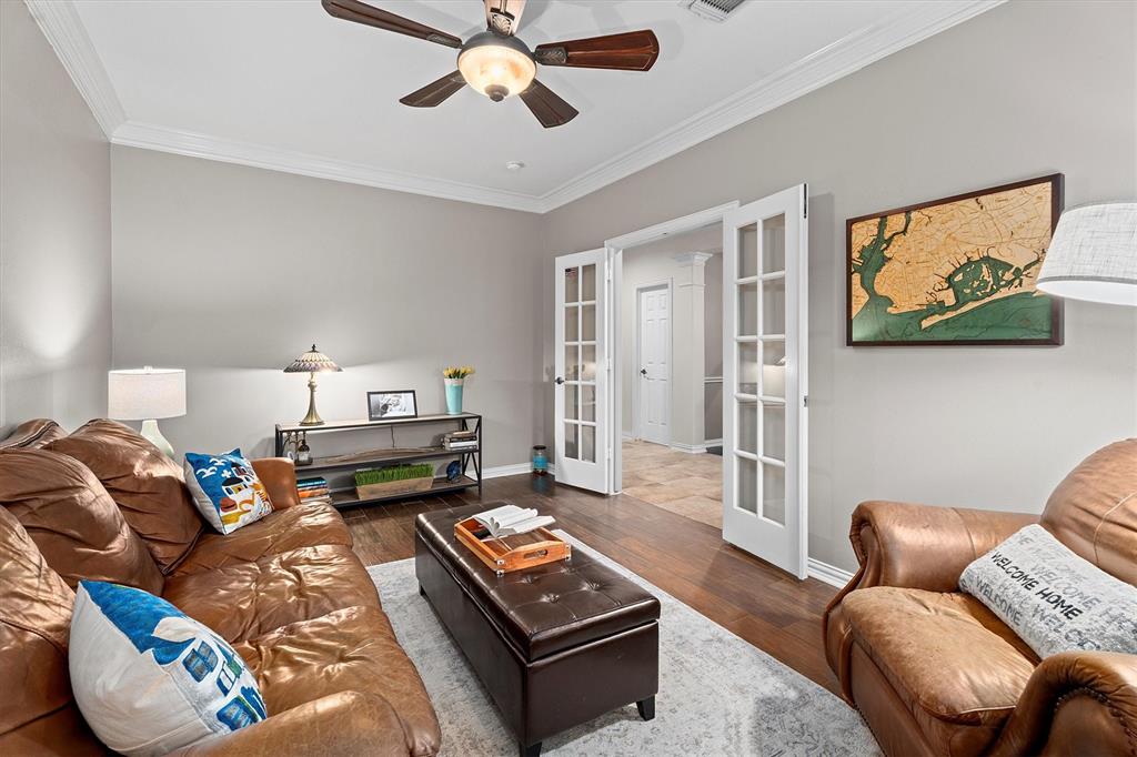 14 Pascale Creek Place, The Woodlands, Texas image 5