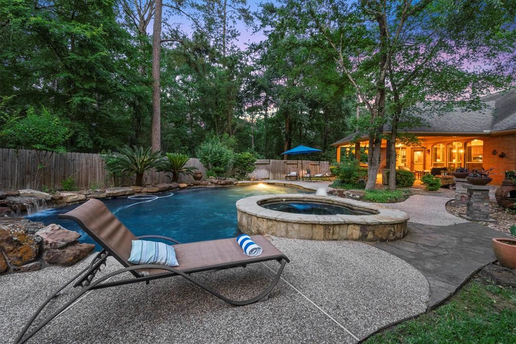 14 Pascale Creek Place, The Woodlands, Texas image 40