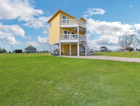 A home in Anahuac