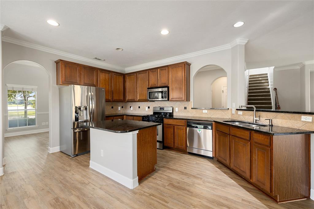 20722 Wagon Bridge Lane, Cypress, Texas image 9