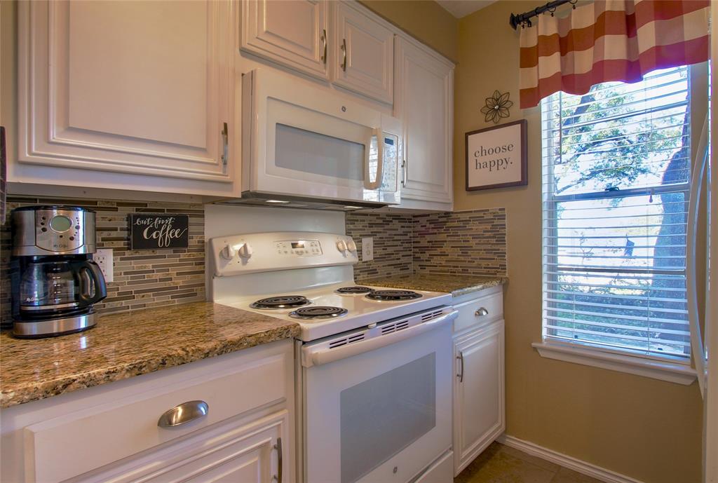 1029 Parkview Drive #F34, Canyon Lake, Texas image 8