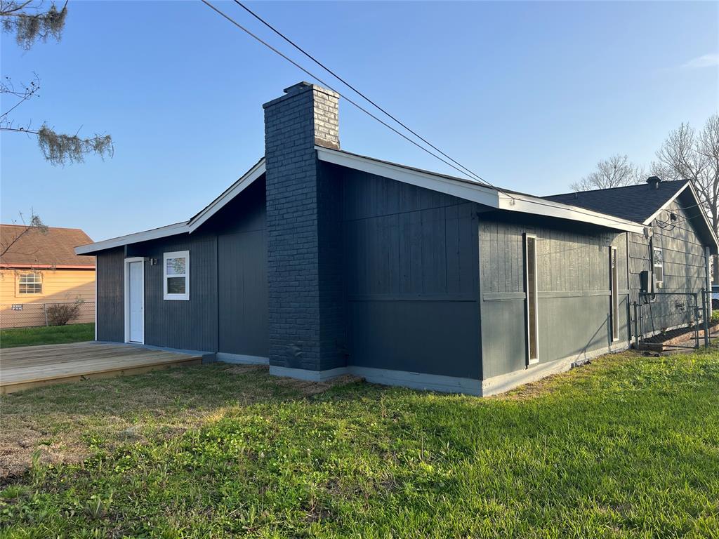 227 Mimosa Street, Lake Jackson, Texas image 8