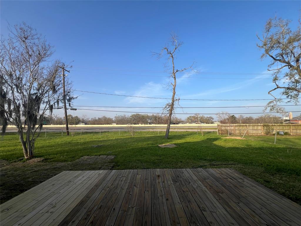 227 Mimosa Street, Lake Jackson, Texas image 10
