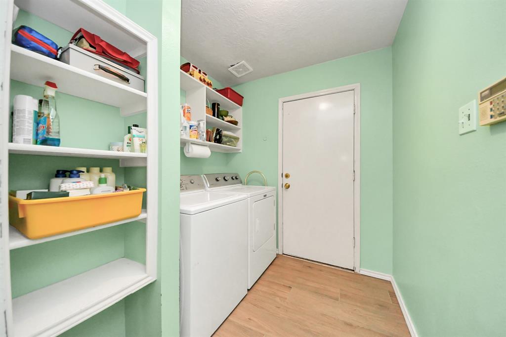 4516 Teal Glen Street, Pearland, Texas image 22