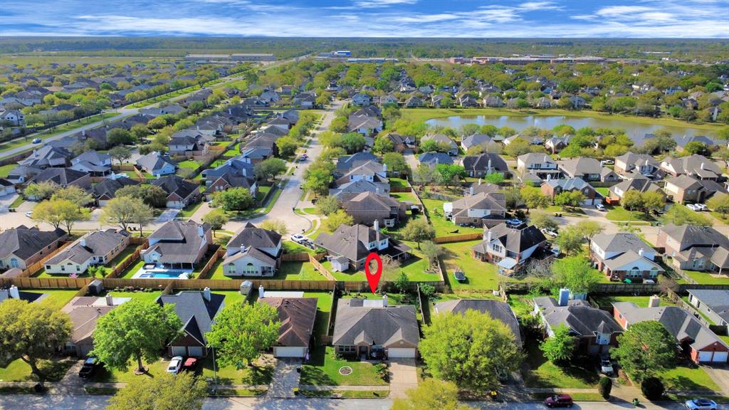 4516 Teal Glen Street, Pearland, Texas image 3