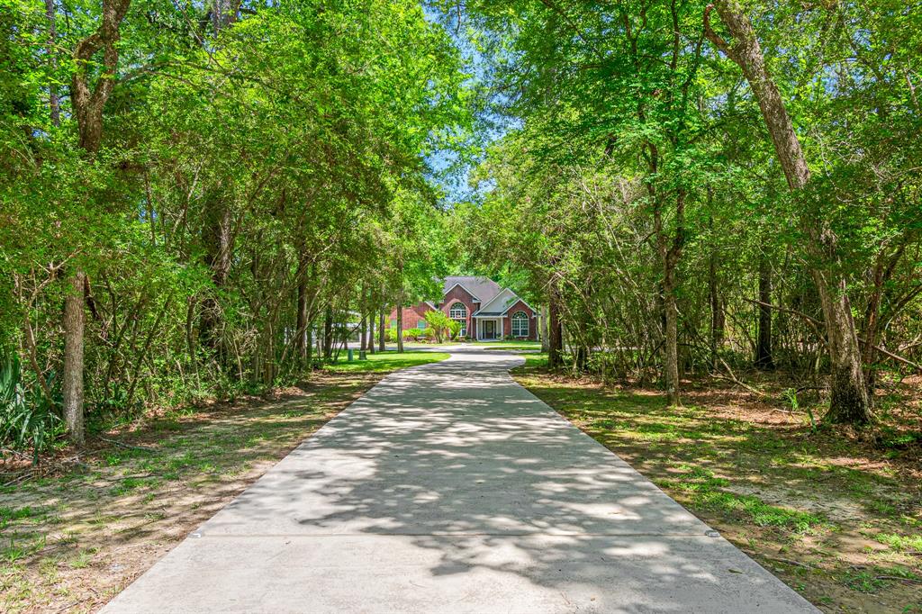 6 Lake Forest Drive