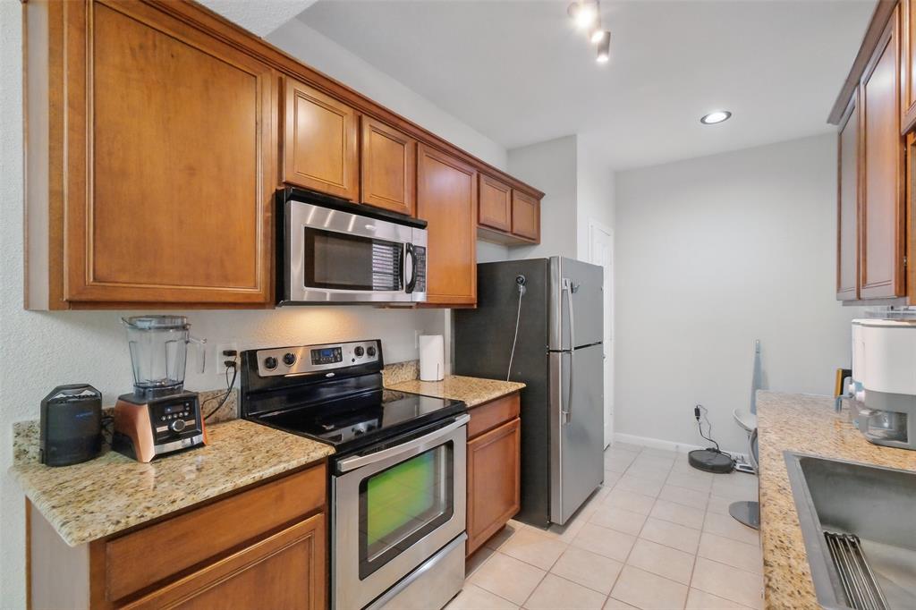 2255 Braeswood Park Drive #166, Houston, Texas image 7