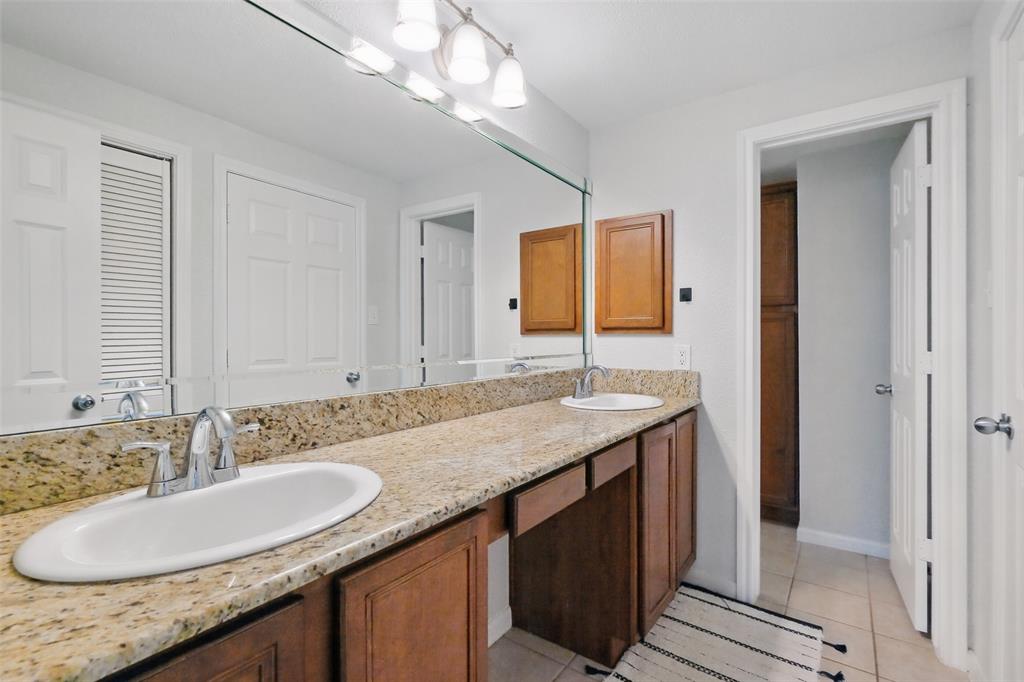 2255 Braeswood Park Drive #166, Houston, Texas image 11
