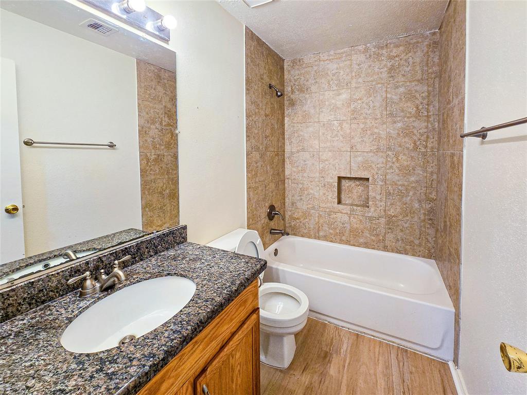 1531 Miller Avenue, Katy, Texas image 14