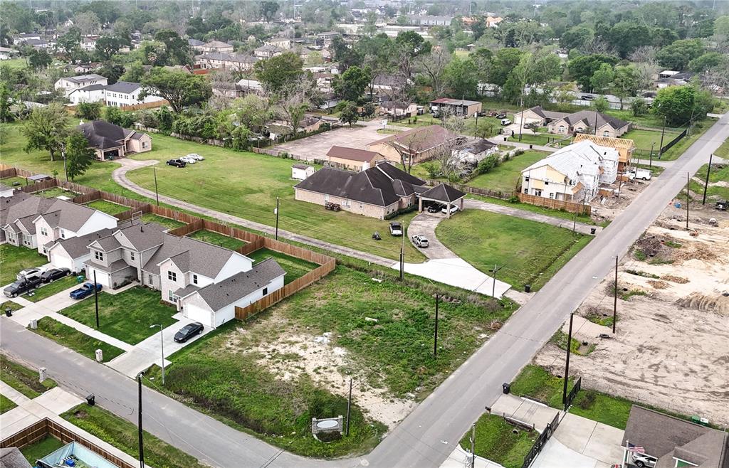 1333 Ferguson Way, Houston, Texas image 13