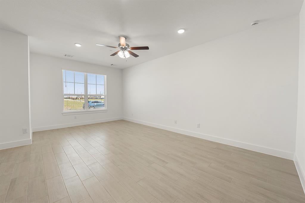 2742 Mariposa Creek #4, Rosharon, Texas image 4