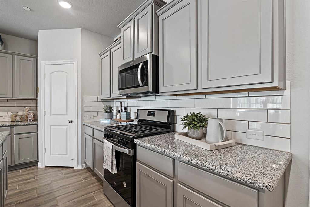 2742 Mariposa Creek Drive #4, Rosharon, Texas image 12