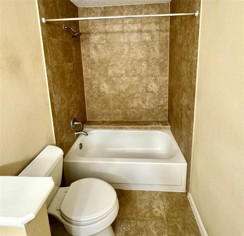 3106 Timber View Court, Sugar Land, Texas image 8