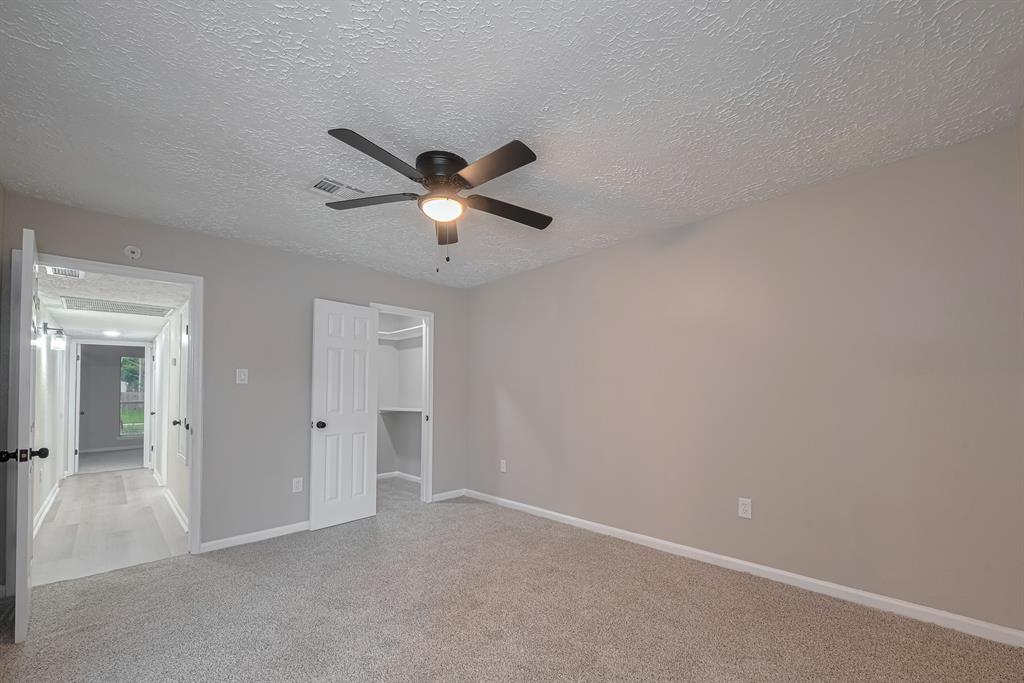 726 Canyon Springs Drive, La Porte, Texas image 16
