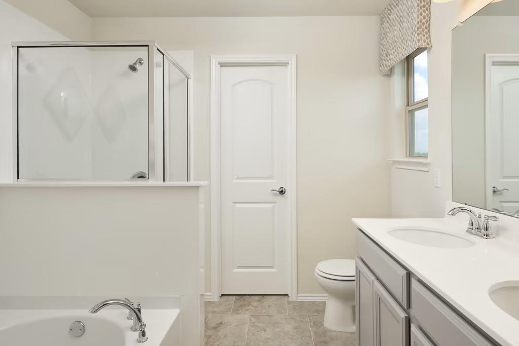16318 Vivid Creek Court, Conroe, Texas image 7
