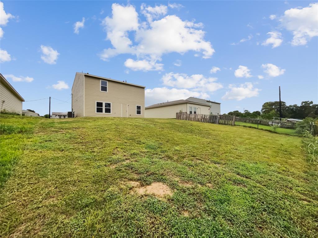 2527 18th Street, Hempstead, Texas image 7