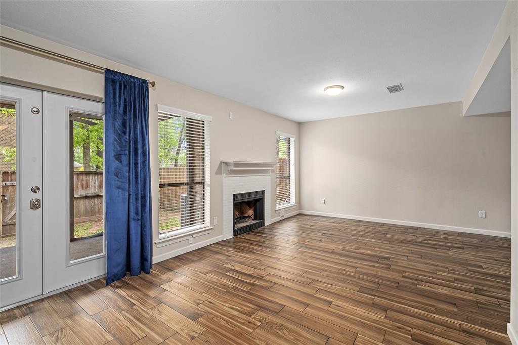 20 W Willowwood Court, The Woodlands, Texas image 12
