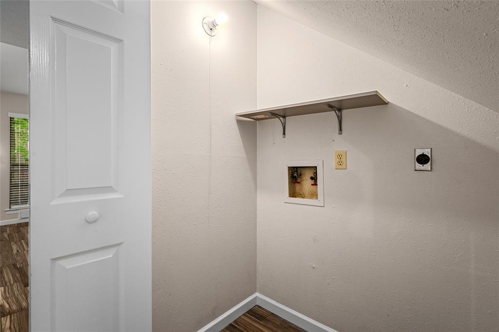 20 W Willowwood Court, The Woodlands, Texas image 16