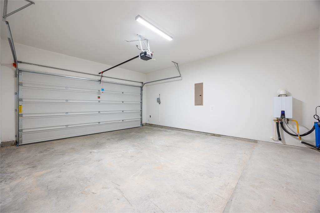 833 Laguna Green Lane, Katy, Texas image 21