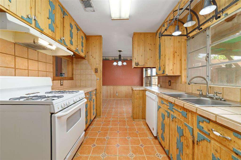 106 E Rittenhouse Street, Houston, Texas image 14