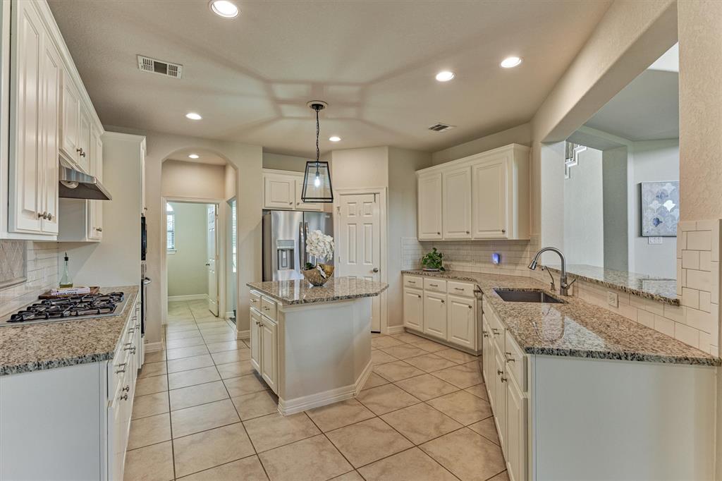 25322 Metzler Creek Drive, Spring, Texas image 11