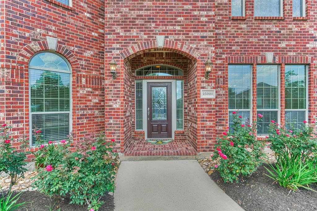 25322 Metzler Creek Drive, Spring, Texas image 3