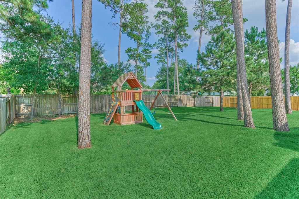 25322 Metzler Creek Drive, Spring, Texas image 35