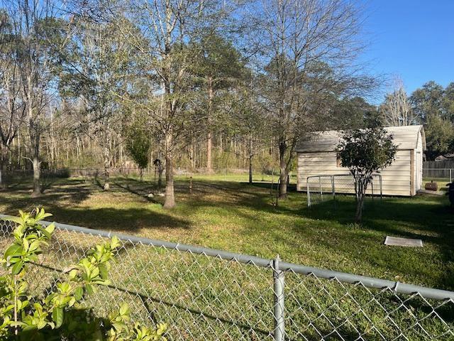 117 Whitewing Street, Dayton, Texas image 2