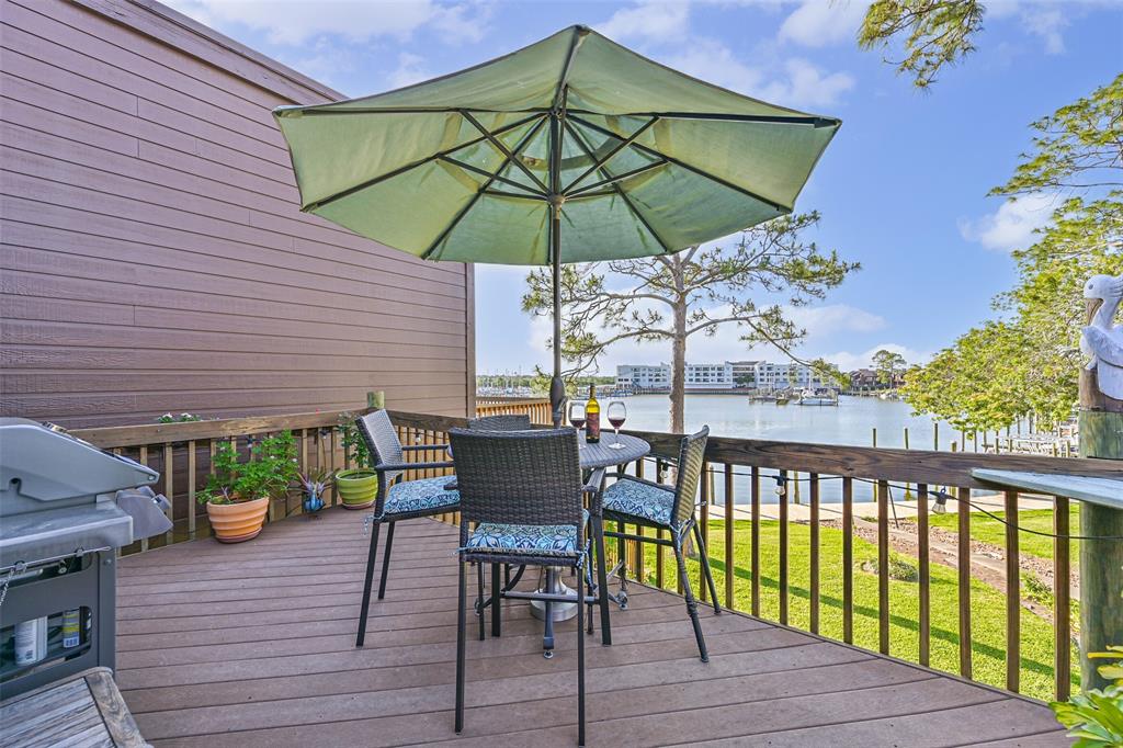 2412 Crows Nest Drive, League City, Texas image 29