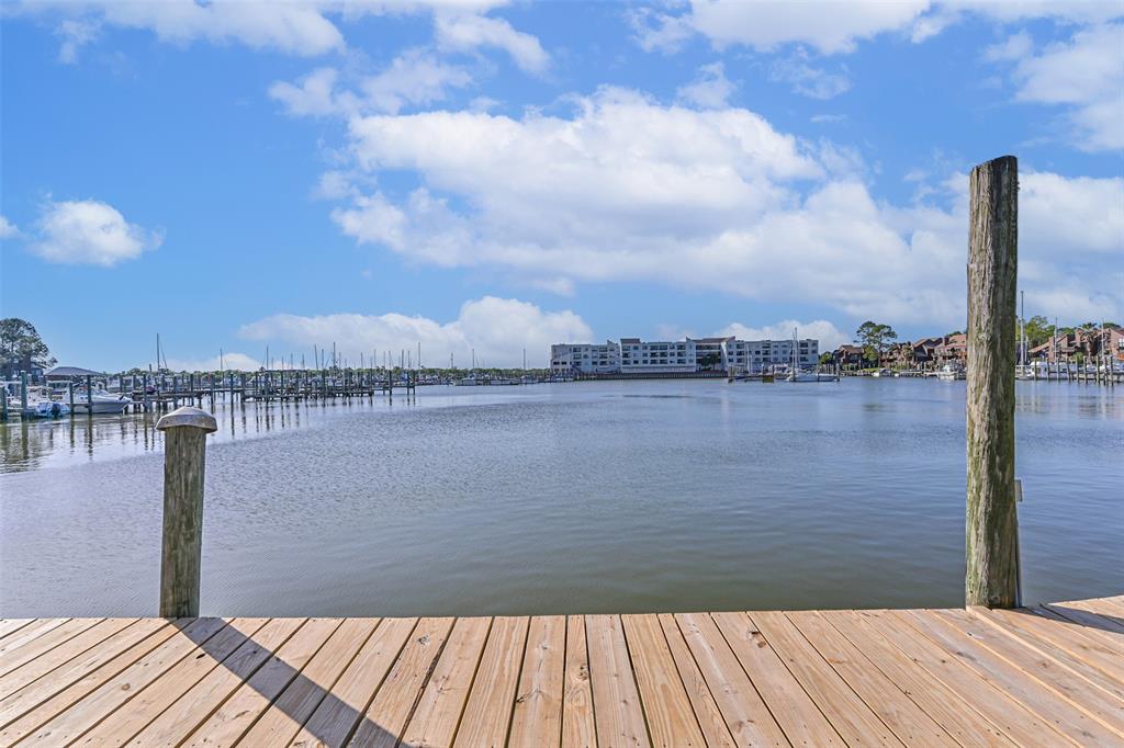 2412 Crows Nest Drive, League City, Texas image 33