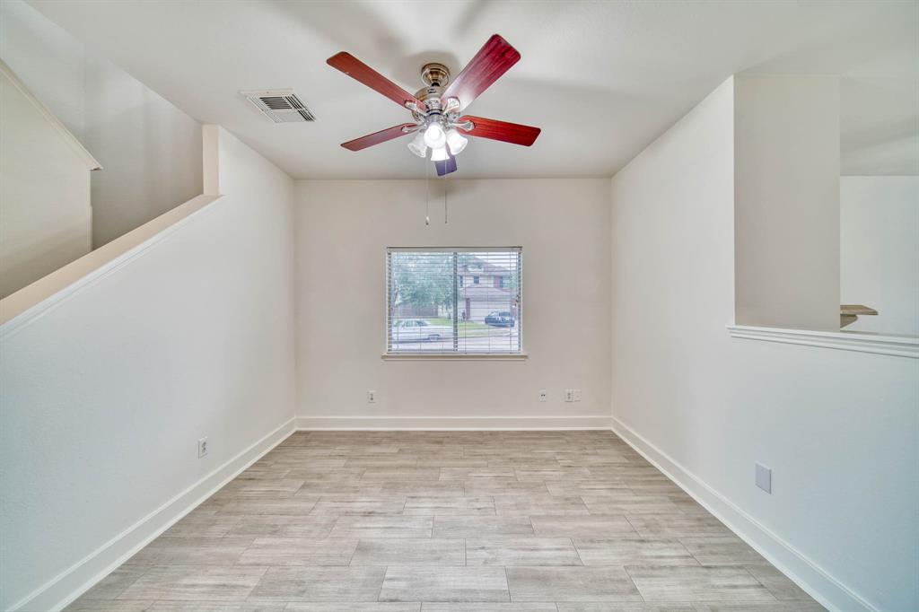 1177 Stallion Ridge, Alvin, Texas image 8