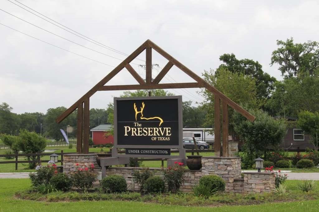 838 Cypress Lakes Circle, Cleveland, Texas image 2