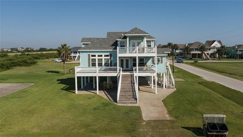A home in Port Bolivar